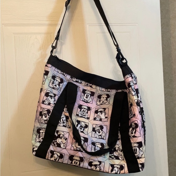 BIOWORLD Disney Minnie Mouse rainbow ombré quilted large tote bag - Picture 6 of 6